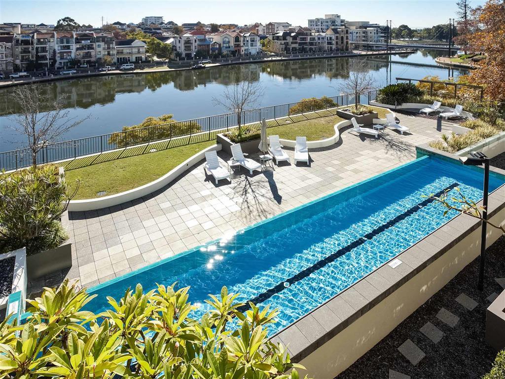 East Perth Suites Hotel Ngoại thất bức ảnh