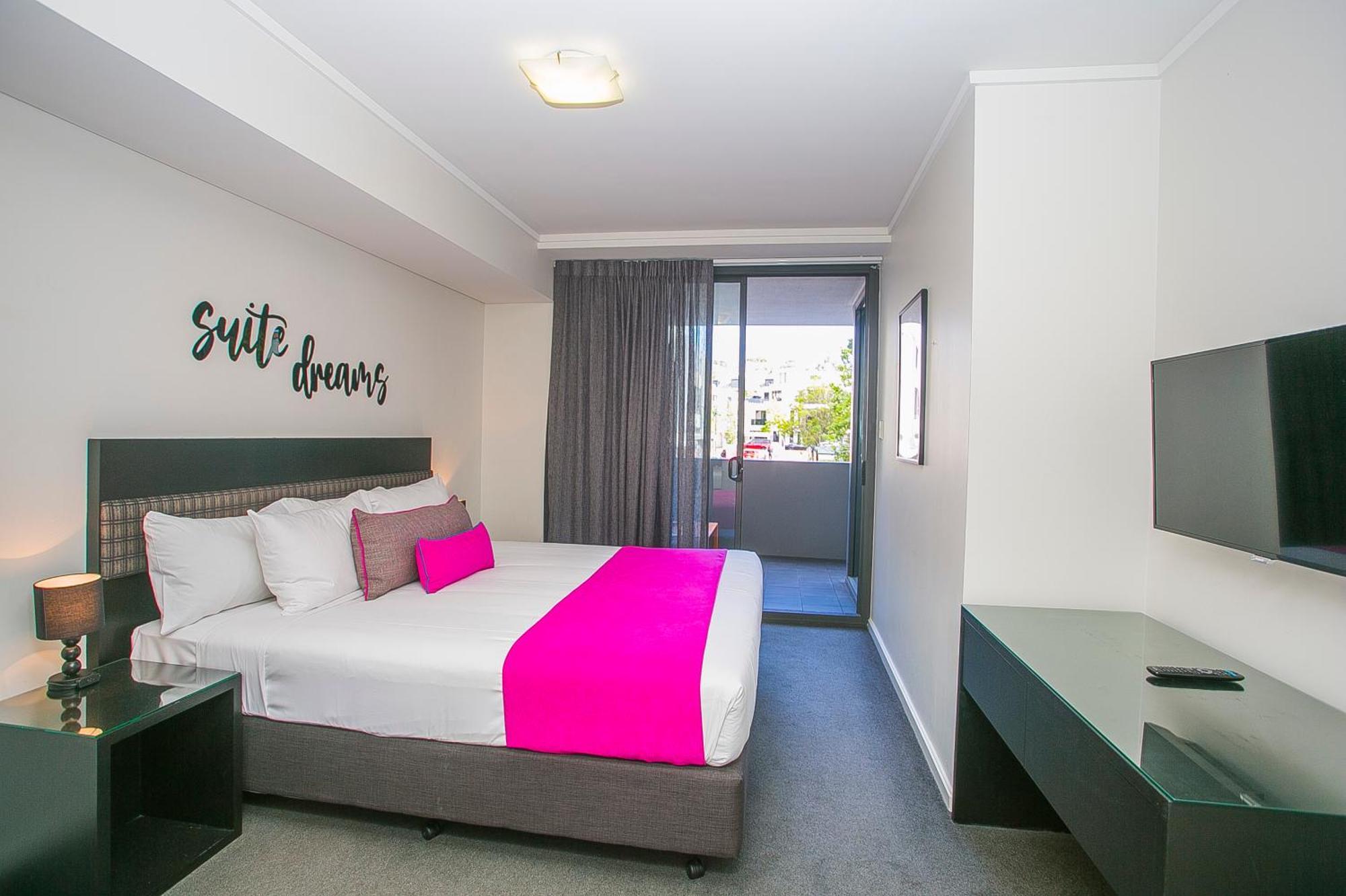East Perth Suites Hotel Ngoại thất bức ảnh