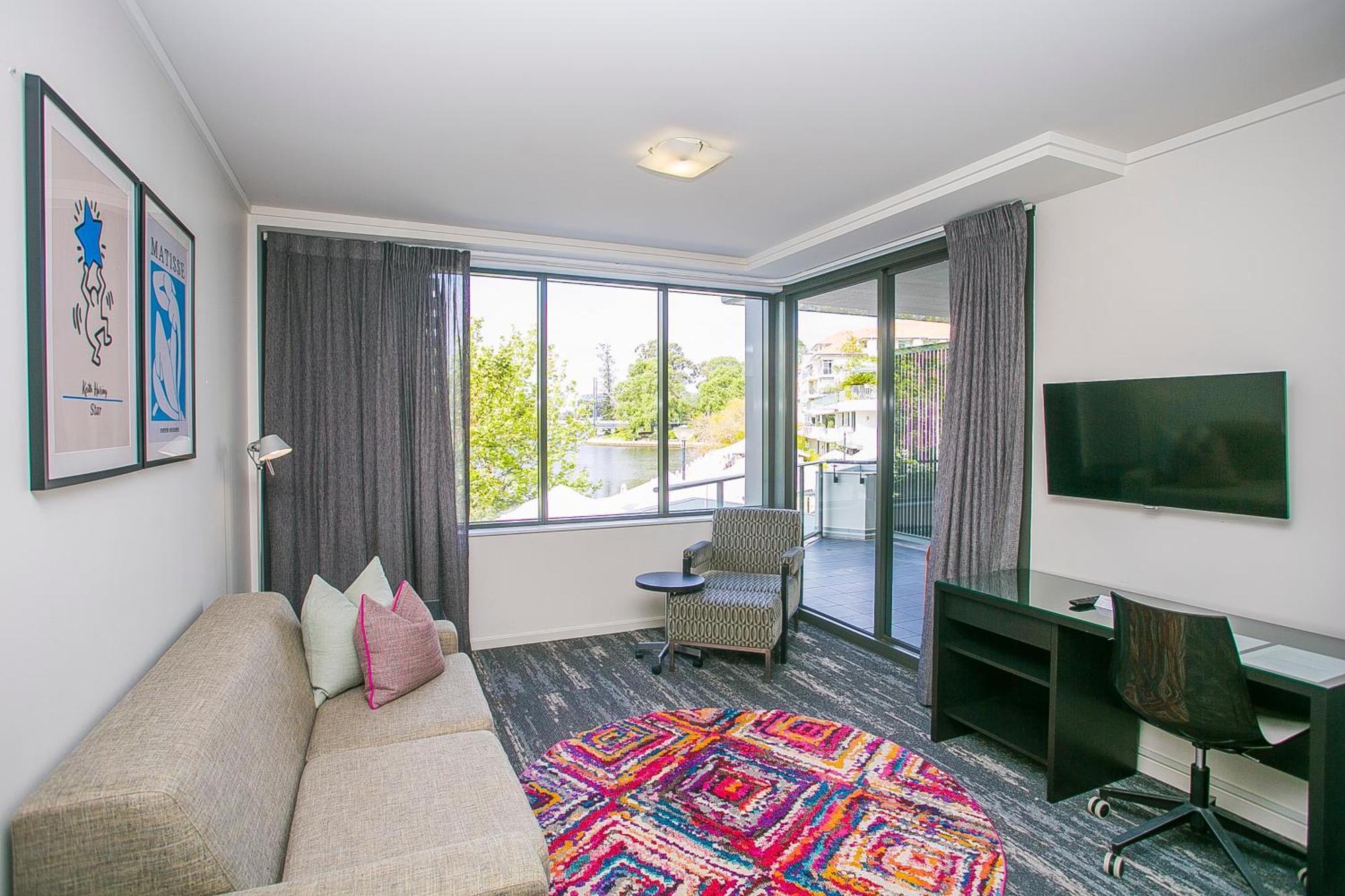 East Perth Suites Hotel Ngoại thất bức ảnh
